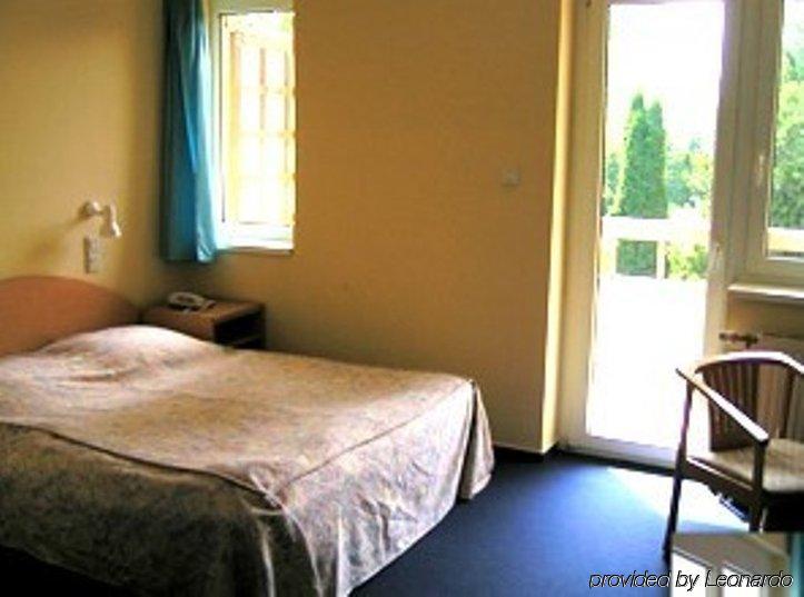 Romai Hotel Budapesta Cameră foto